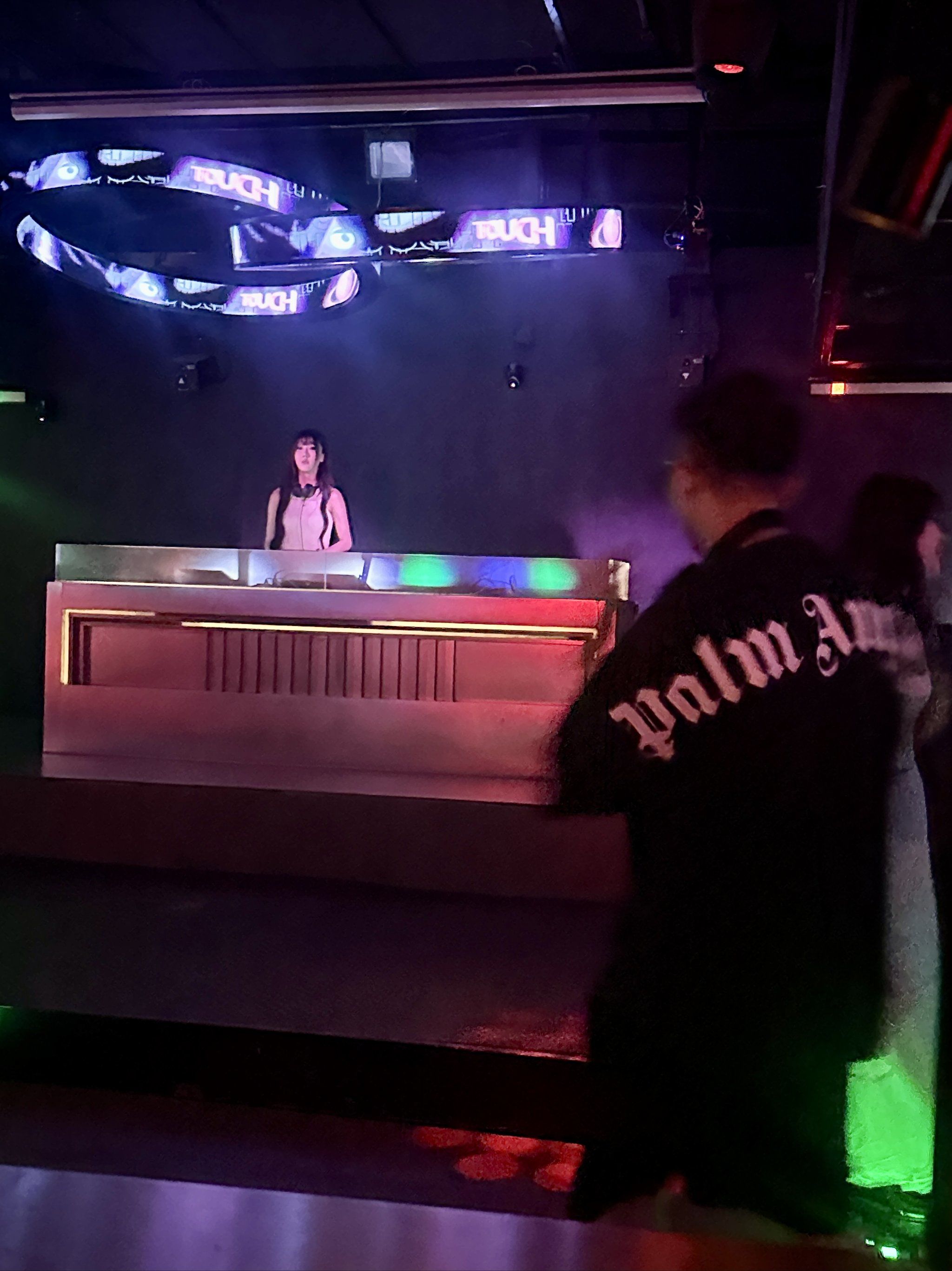 重庆商务ktv与商务ktv跟片场区别解析-云阳县ktv预订